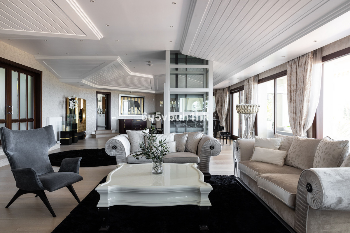 7 bedroom Villas for sale in Hacienda Las Chapas – R4770742 7 bedroom Villas for sale in Hacienda Las Chapas – R4770742