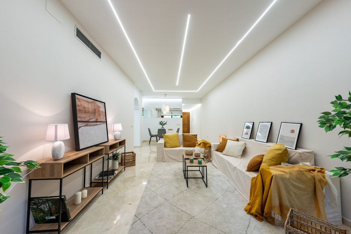 2 bedroom Apartments for sale in Marbella – R5140864 2 bedroom Apartments for sale in Marbella – R5140864