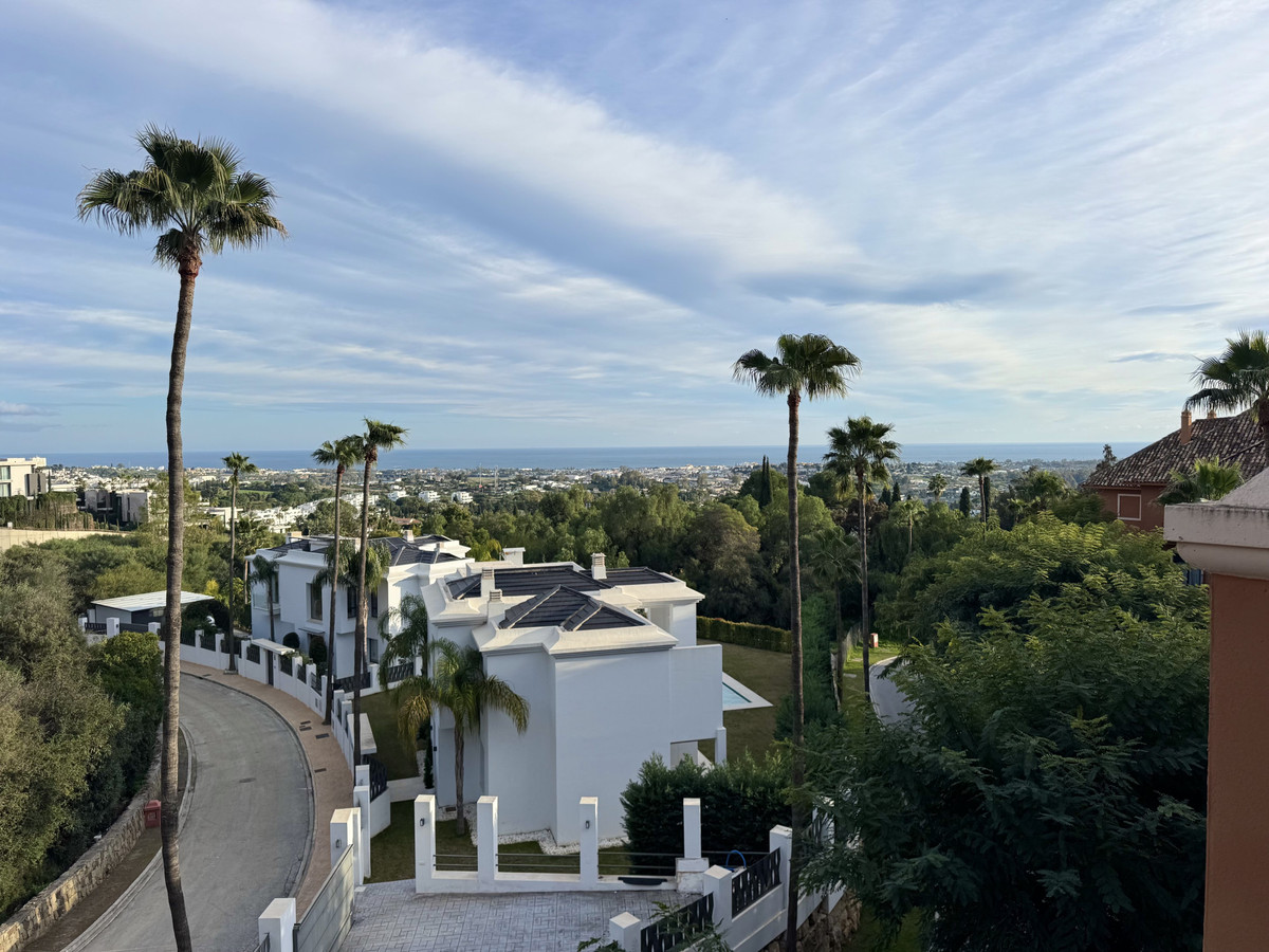 3 bedroom Apartments for sale in Monte Halcones – R5292436 3 bedroom Apartments for sale in Monte Halcones – R5292436