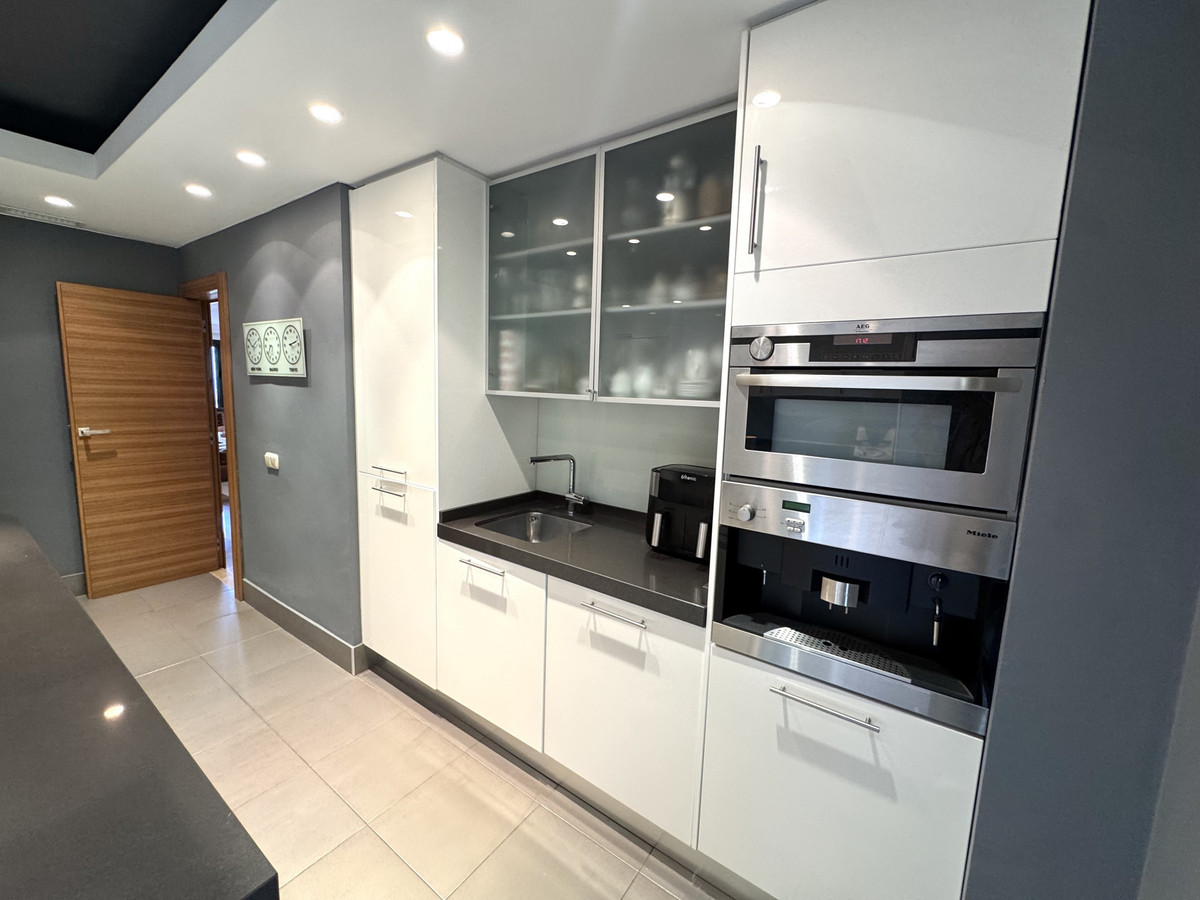 3 bedroom Apartments for sale in Monte Halcones – R5292436 3 bedroom Apartments for sale in Monte Halcones – R5292436