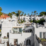 Adosados de 4 dormitorios en venta en Marbella – R5240485