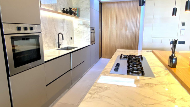 Adosados de 4 dormitorios en venta en La Quinta – R5296741 en 