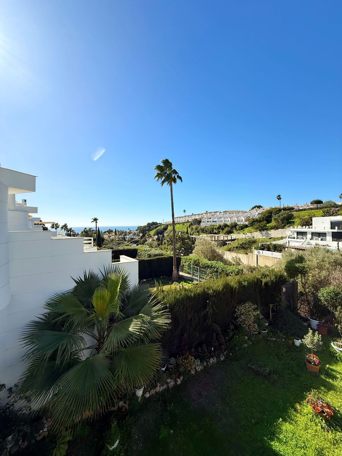 Pareados de 4 dormitorios en venta en Calahonda – R5314972