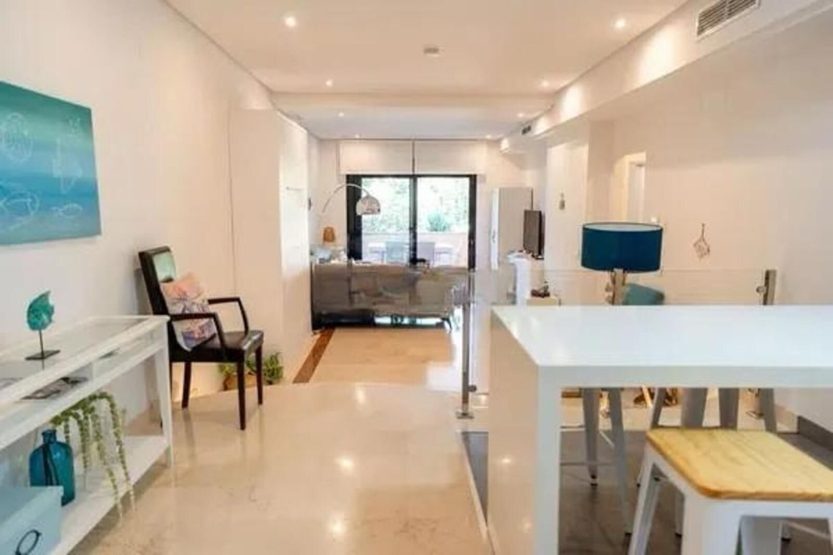 2 bedroom Apartments for sale in Marbella – R5295934