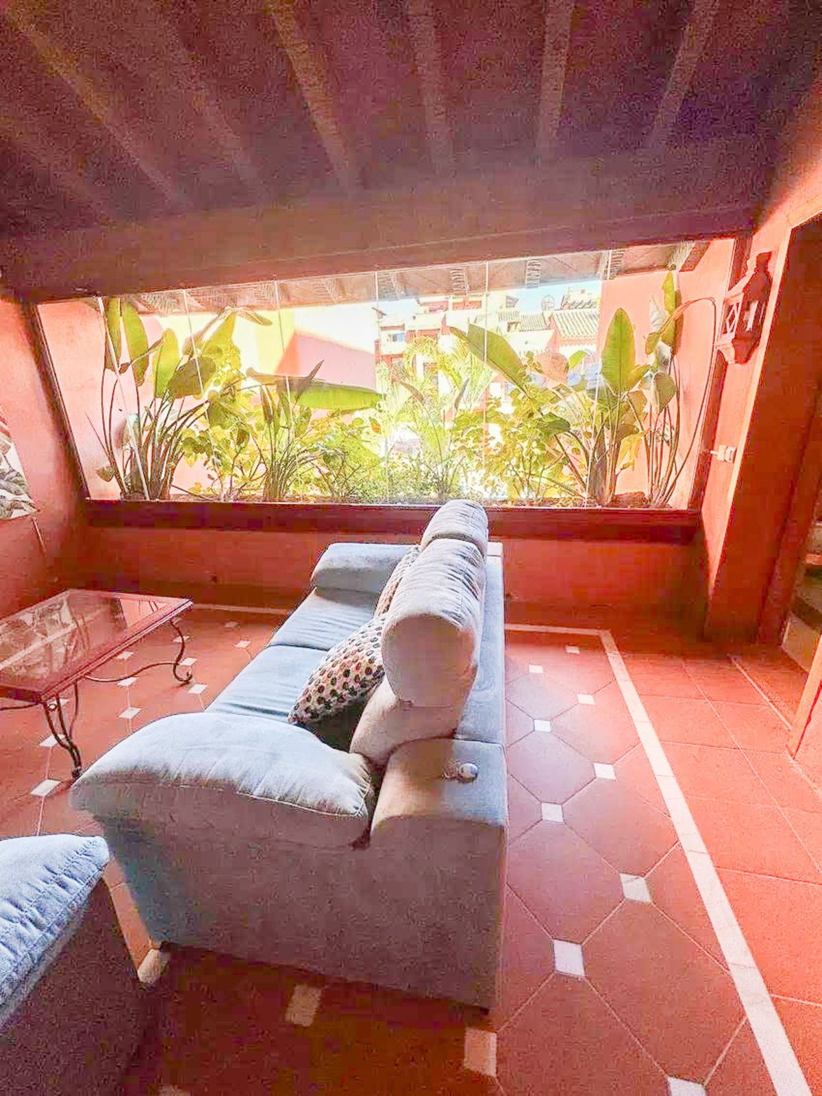 Apartamentos de 3 dormitorios en venta en Elviria – R4849144