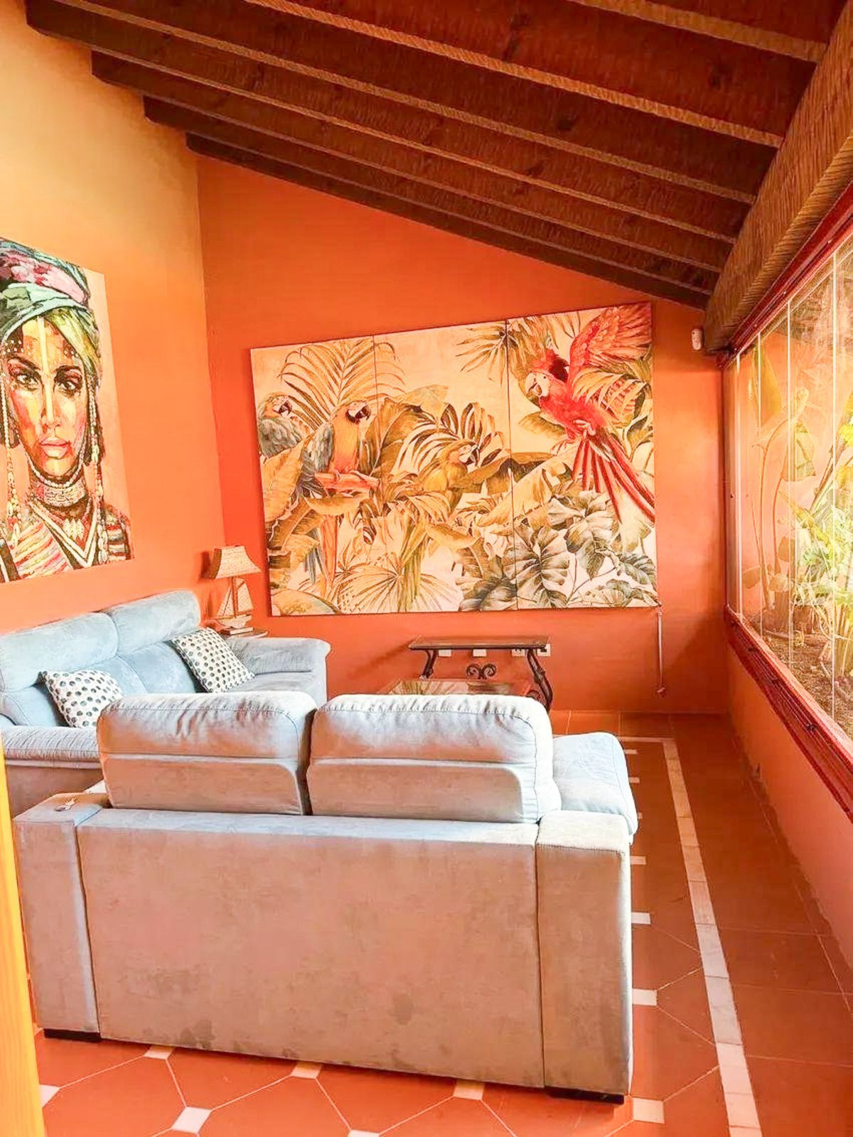 Apartamentos de 3 dormitorios en venta en Elviria – R4849144