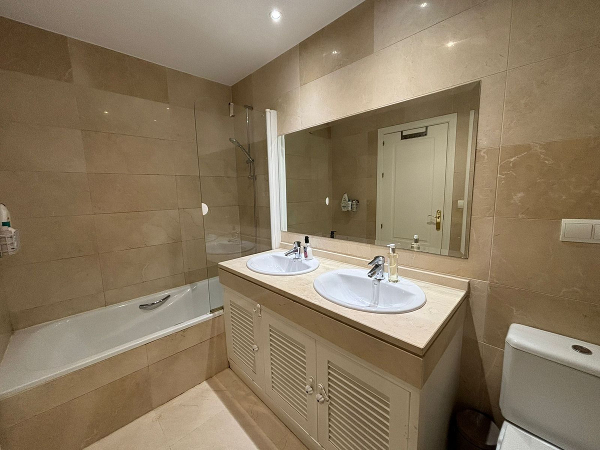 3 bedroom Apartments for sale in Los Arqueros – R5287735