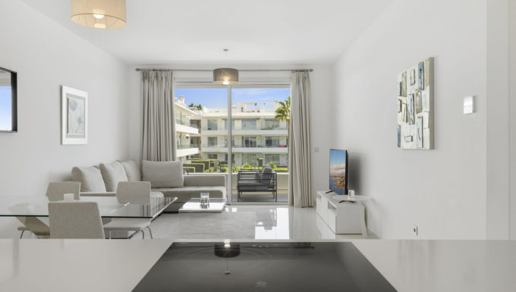 Apartamentos de 3 dormitorios en venta en Nueva Milla de Oro – R5137900 en 