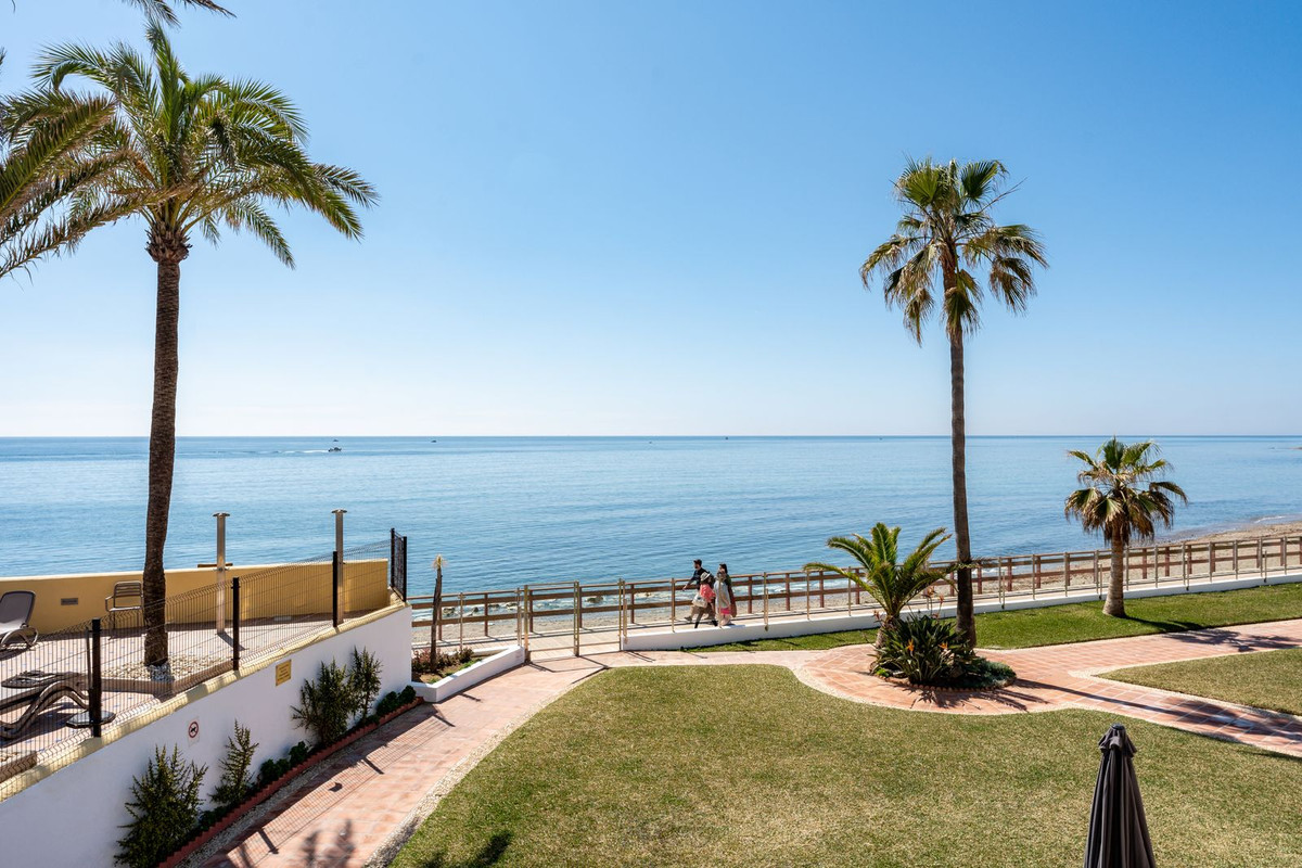 2 bedroom Townhouses for sale in Calahonda – R5080009