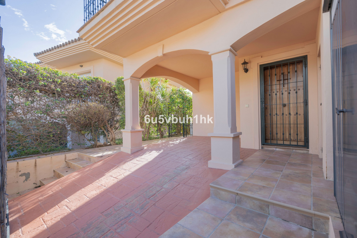 3 bedroom Semi-detached for sale in Riviera del Sol – R5292484