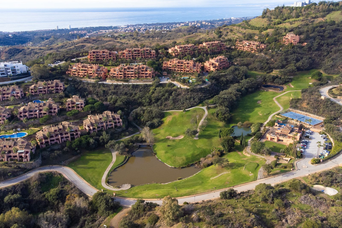 2 bedroom Penthouses for sale in La Mairena – R5272270