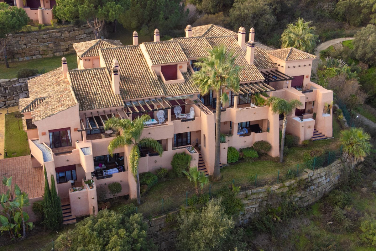 2 bedroom Penthouses for sale in La Mairena – R5272270