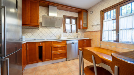 Adosados de 3 dormitorios en venta en Milla de Oro – R5311093