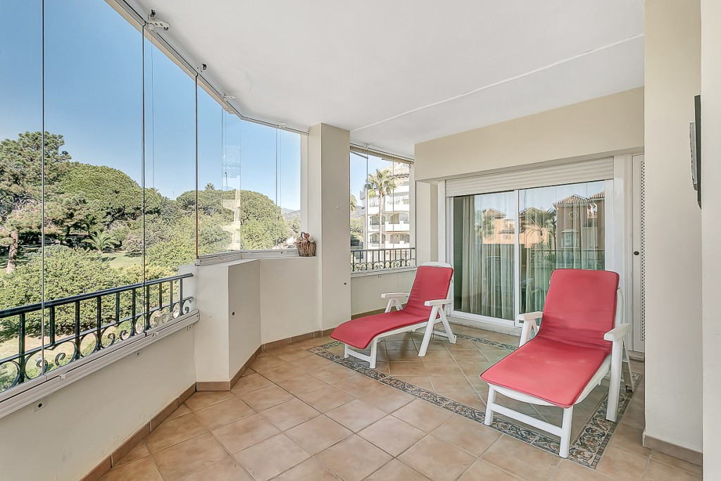 Apartamentos de 3 dormitorios en venta en Marbella – R5335762