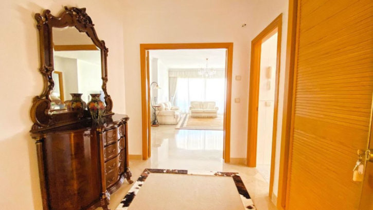 Apartamentos de 3 dormitorios en venta en Marbella – R5317978 en 