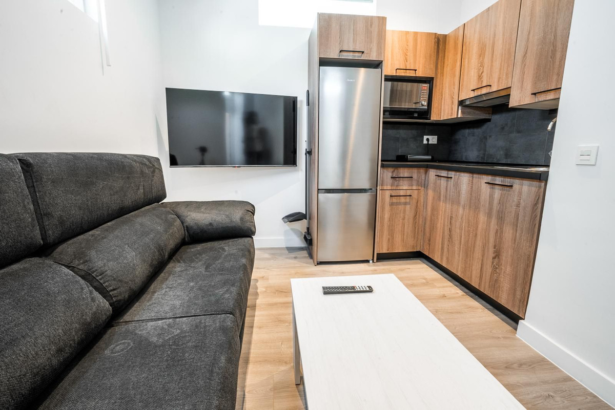 Aticos de 7 dormitorios en venta en Marbella – R4893559