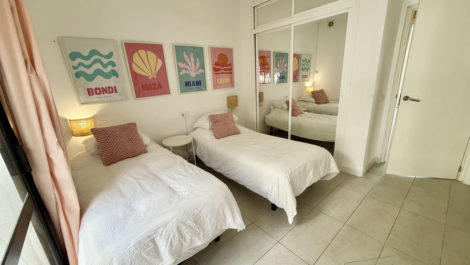 3 bedroom Apartments for sale in Calahonda – R5342011