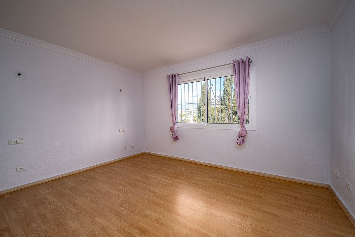 3 bedroom Townhouses for sale in Riviera del Sol – R5286076