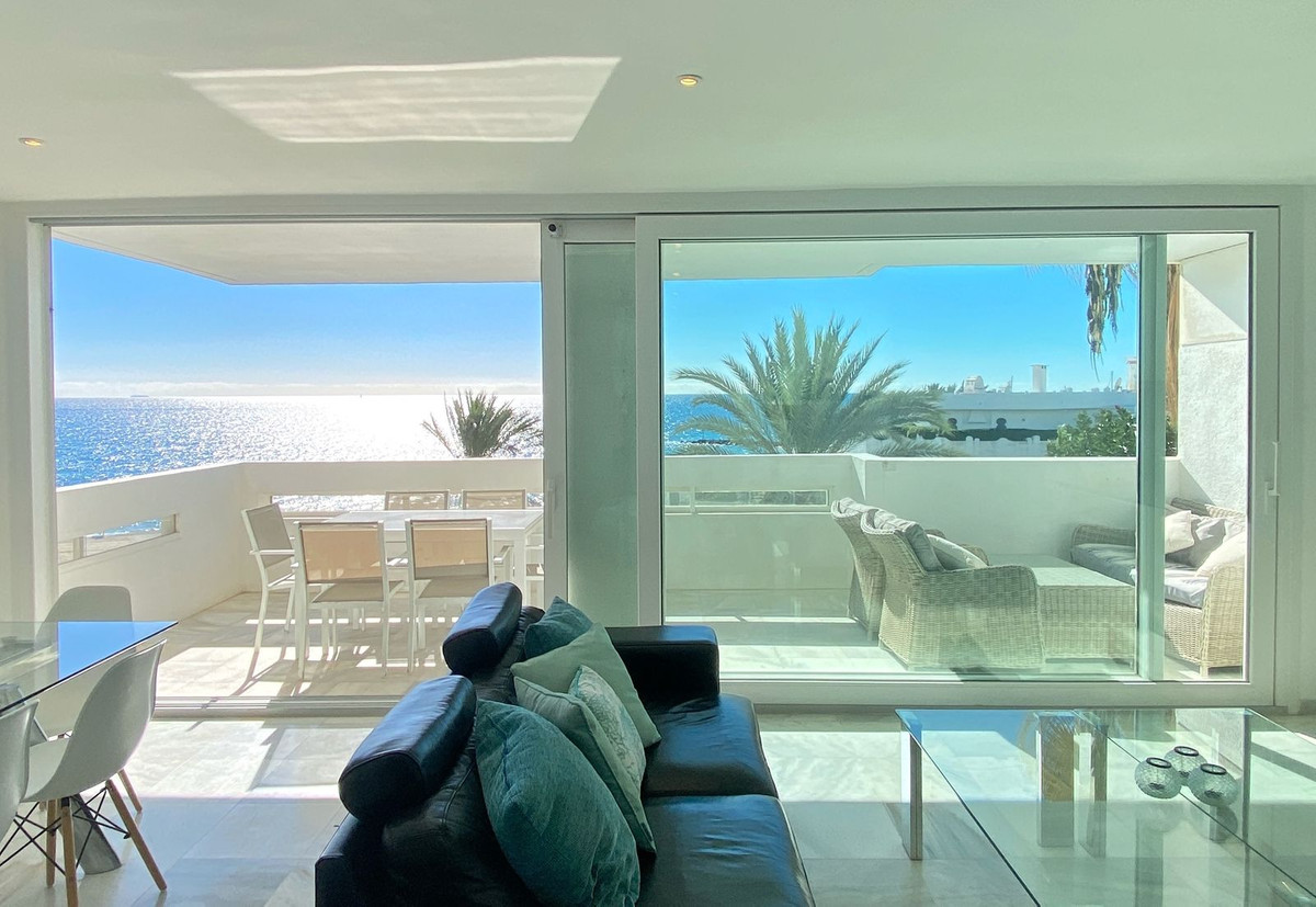 3 bedroom Apartments for sale in Marbella – R5220139