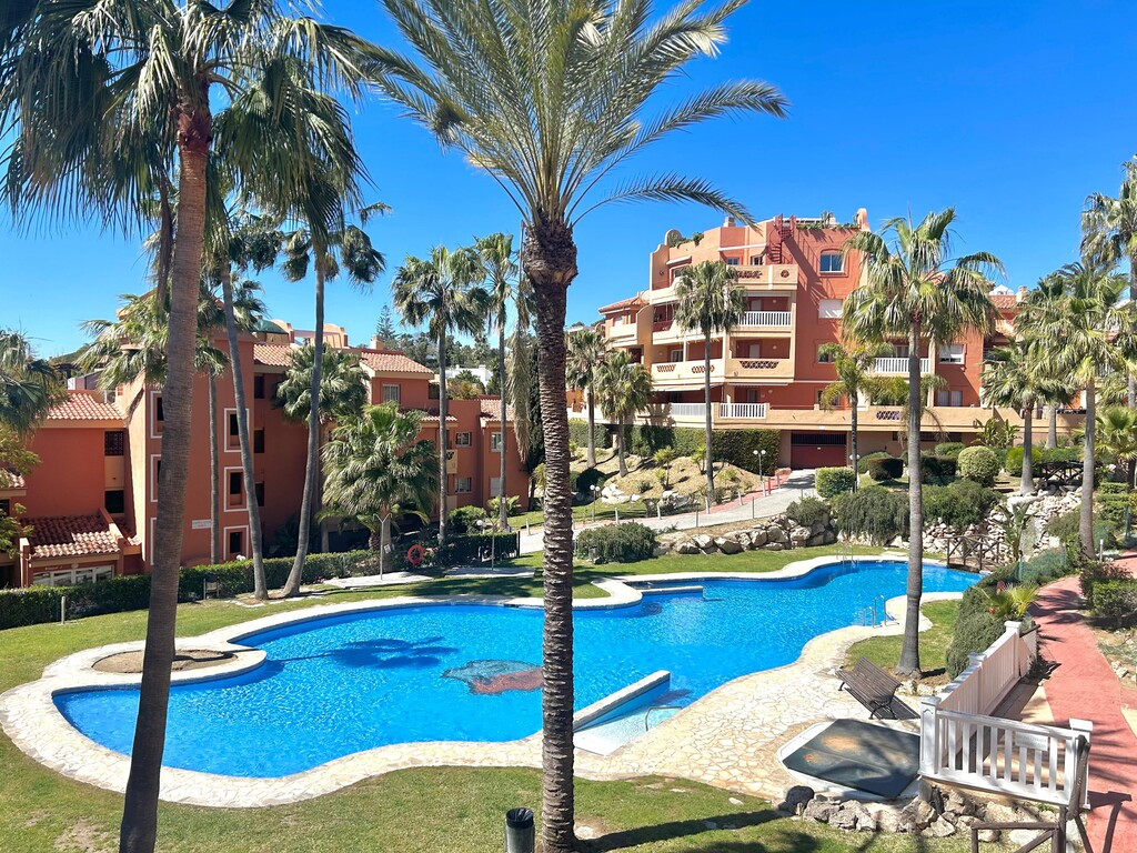 2 bedroom Apartments for sale in Reserva de Marbella – R5343970