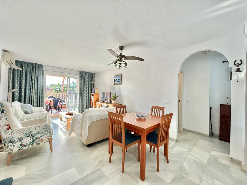 2 bedroom Apartments for sale in Reserva de Marbella – R5343970