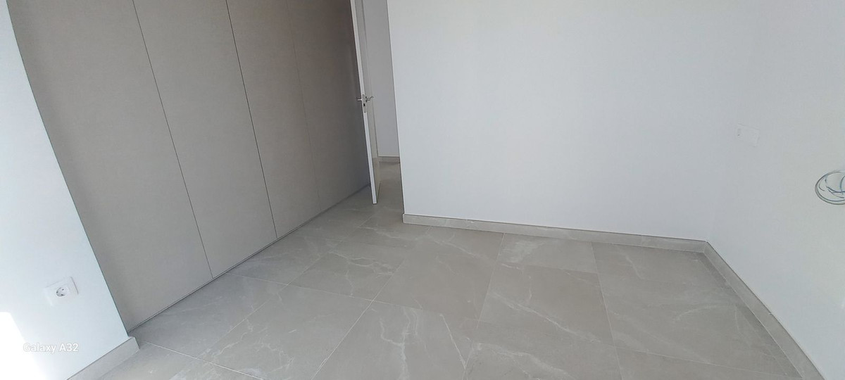 2 bedroom Apartments for sale in La Cala de Mijas – R5321827