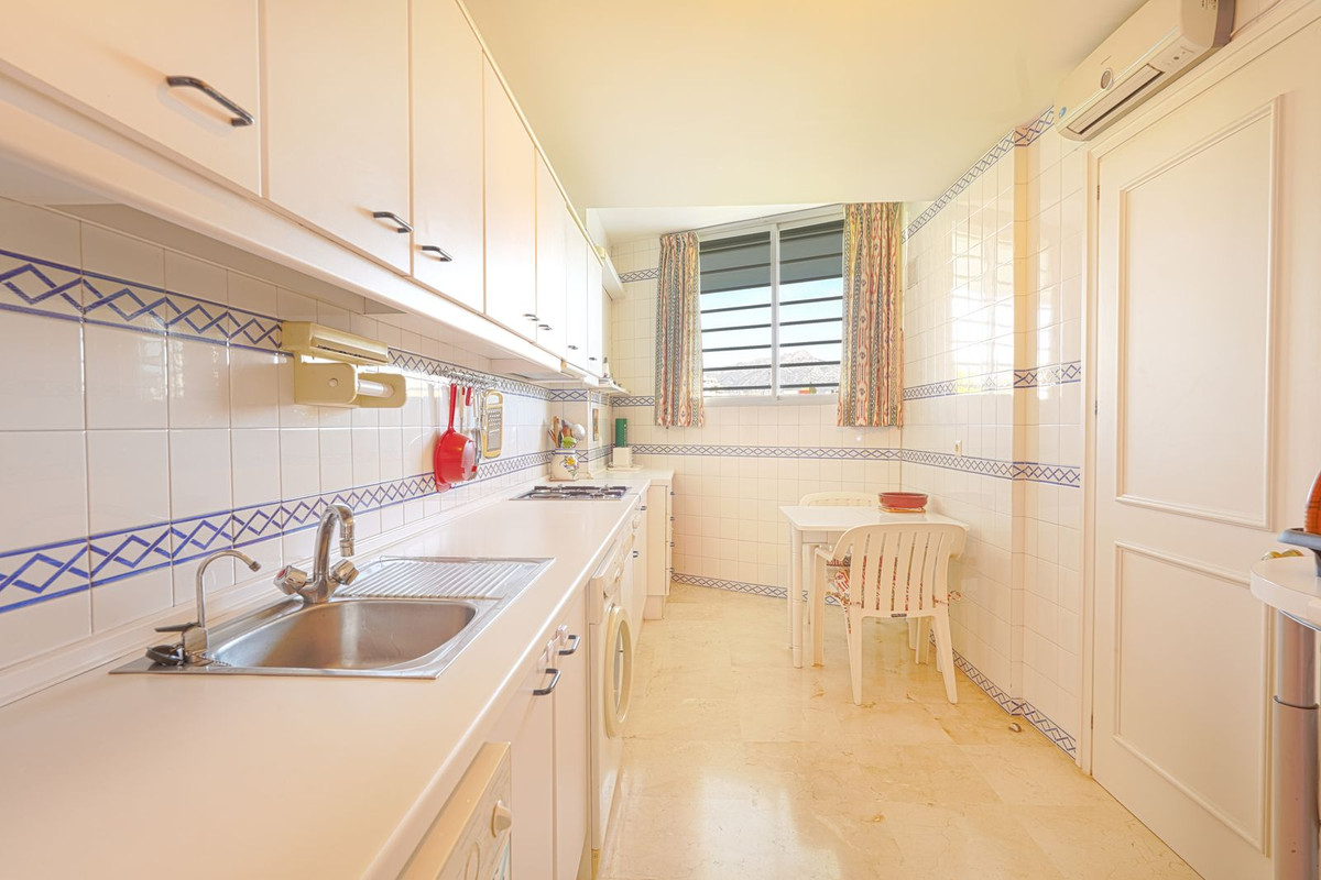 2 bedroom Apartments for sale in Guadalmina Alta – R5308027