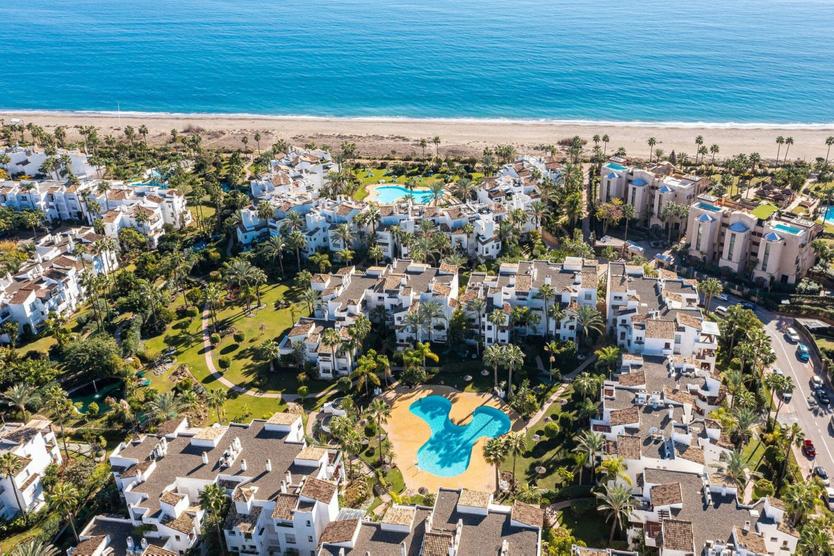 2 bedroom Apartments for sale in Atalaya – R5330311