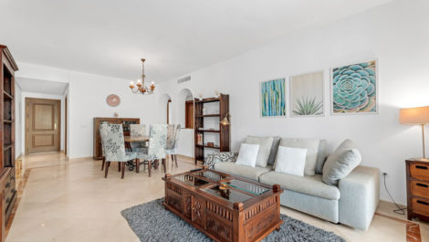 2 bedroom Apartments for sale in Atalaya – R5330311