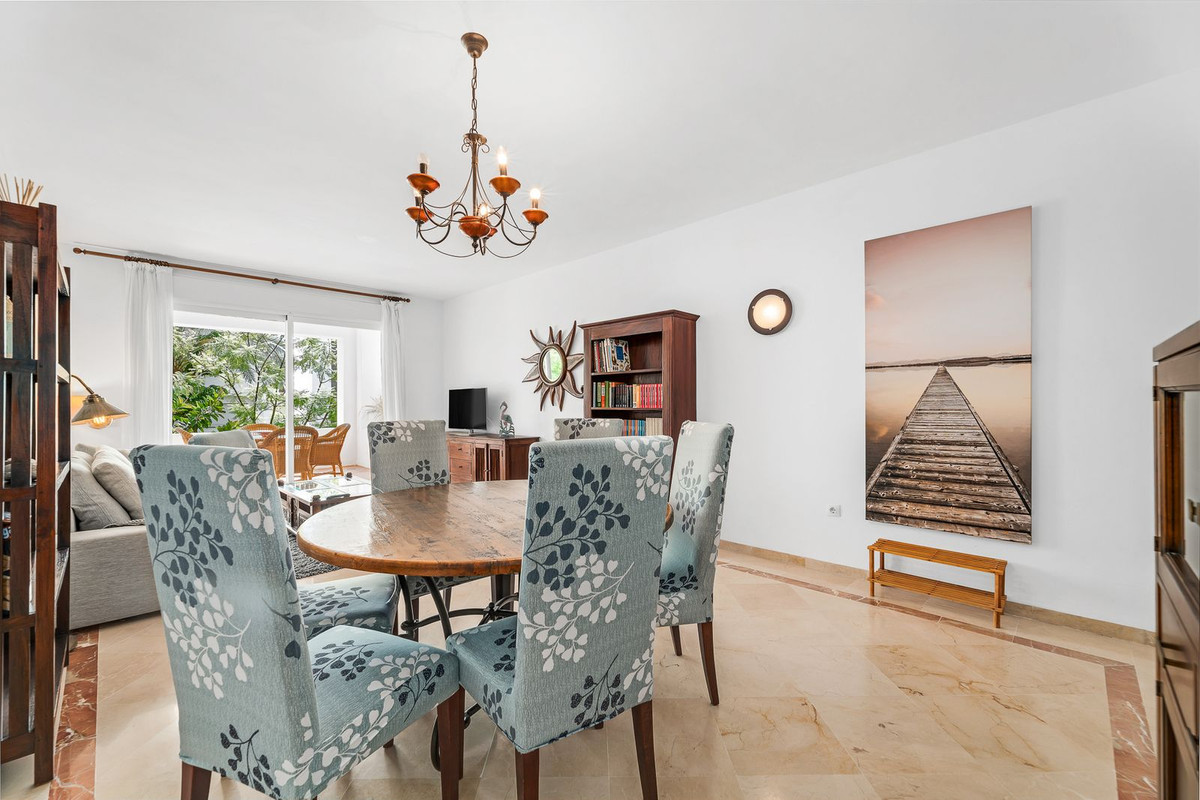 2 bedroom Apartments for sale in Atalaya – R5330311