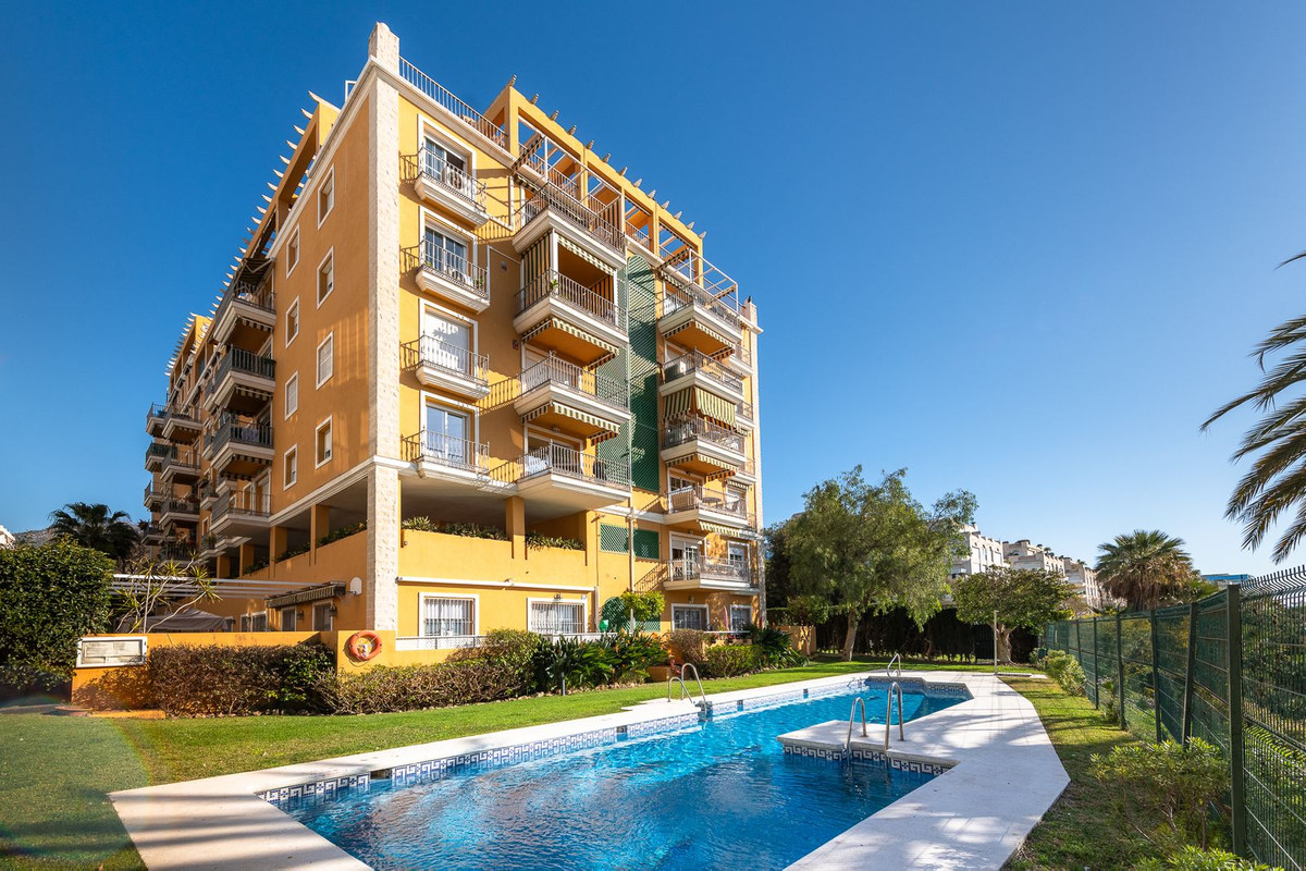 3 bedroom Apartments for sale in Marbella – R4731361