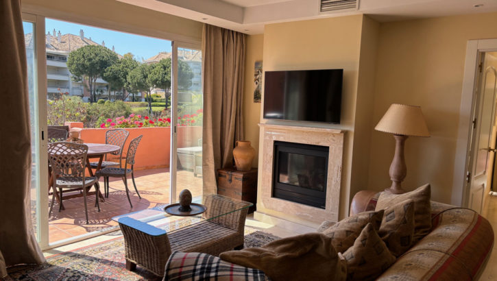 Aticos de 3 dormitorios en venta en Marbella – R5321854 en 