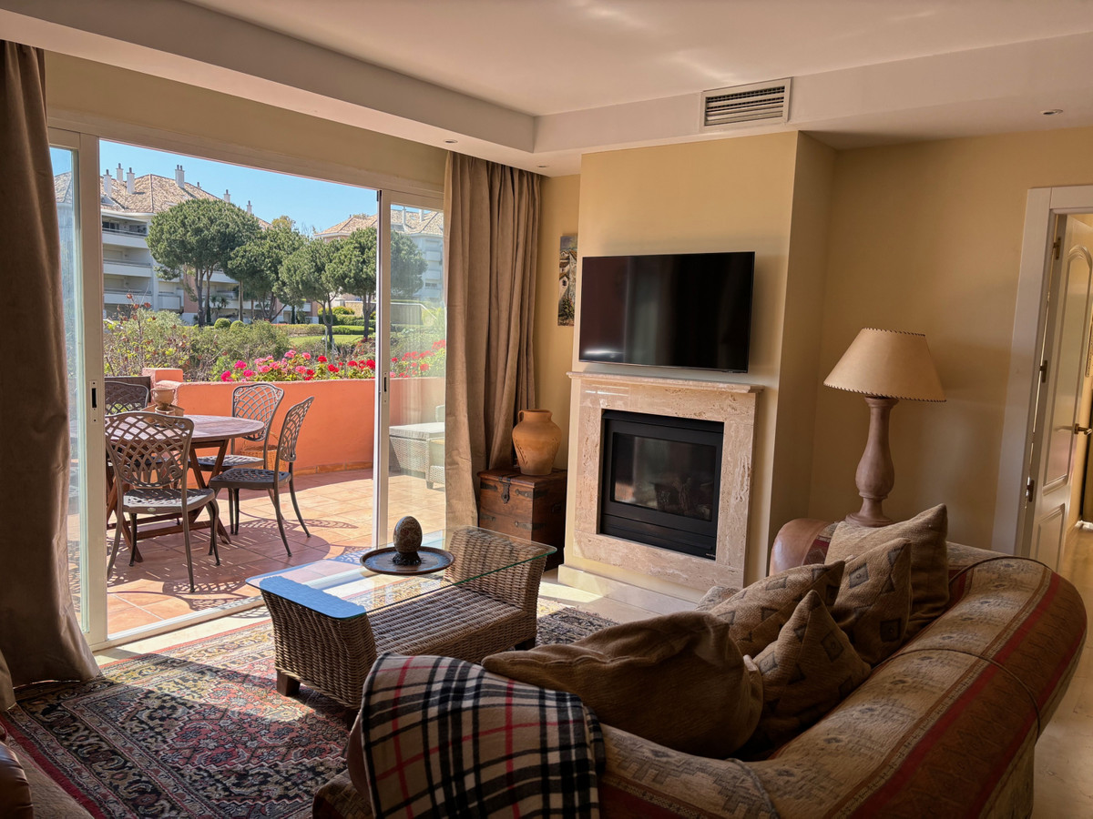 3 bedroom Penthouses for sale in Marbella – R5321854