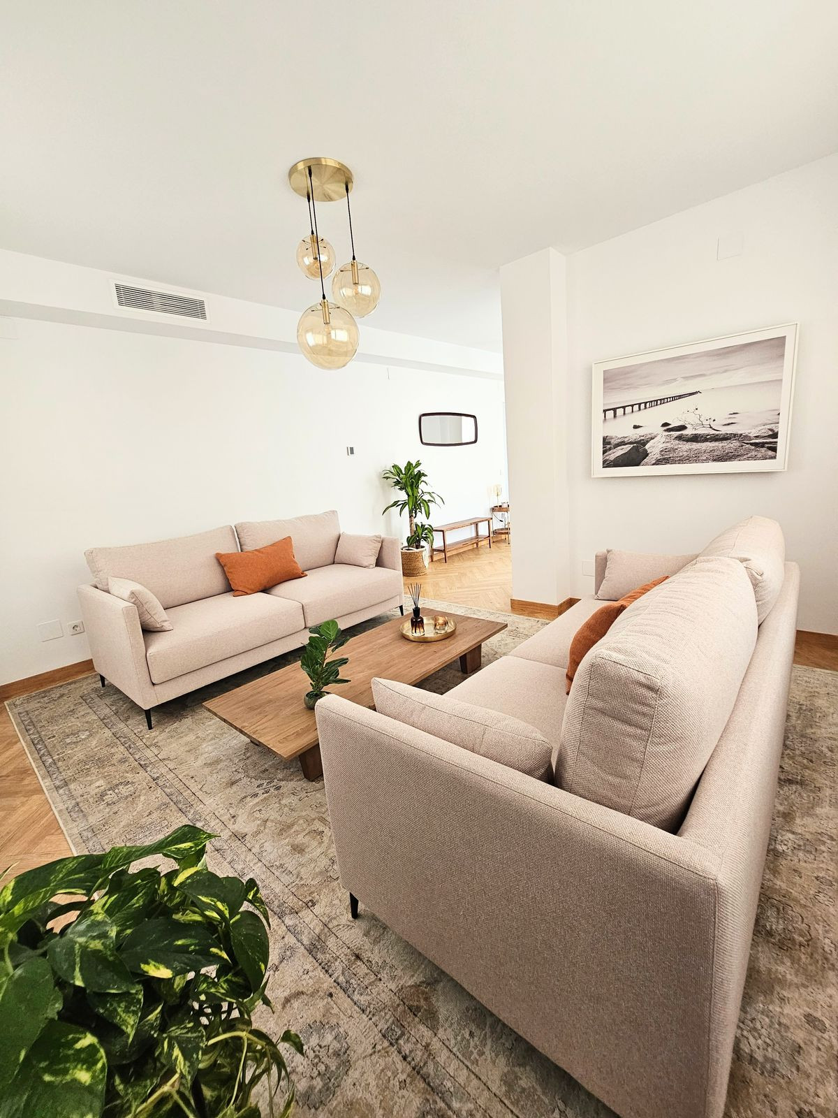 Villas de 5 dormitorios en venta en La Cala de Mijas – R5043916