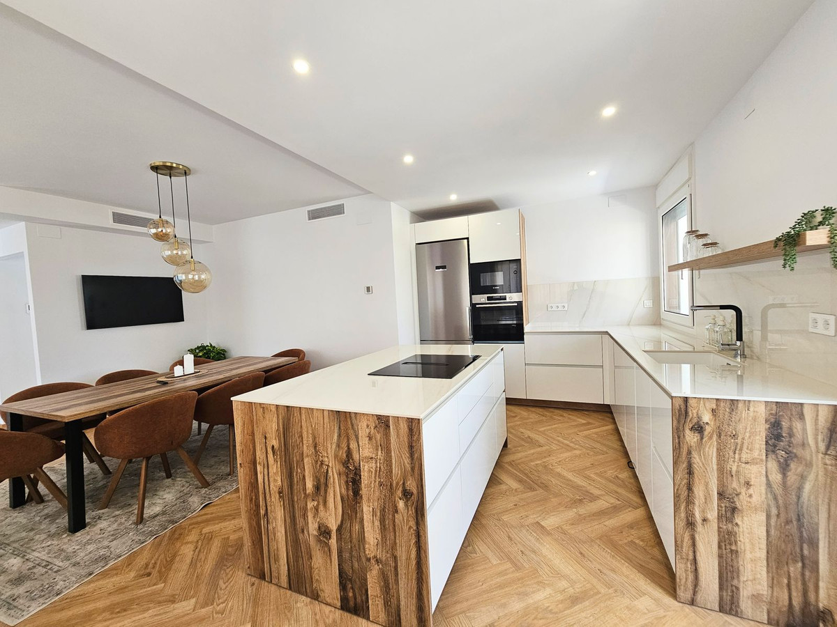 Villas de 5 dormitorios en venta en La Cala de Mijas – R5043916