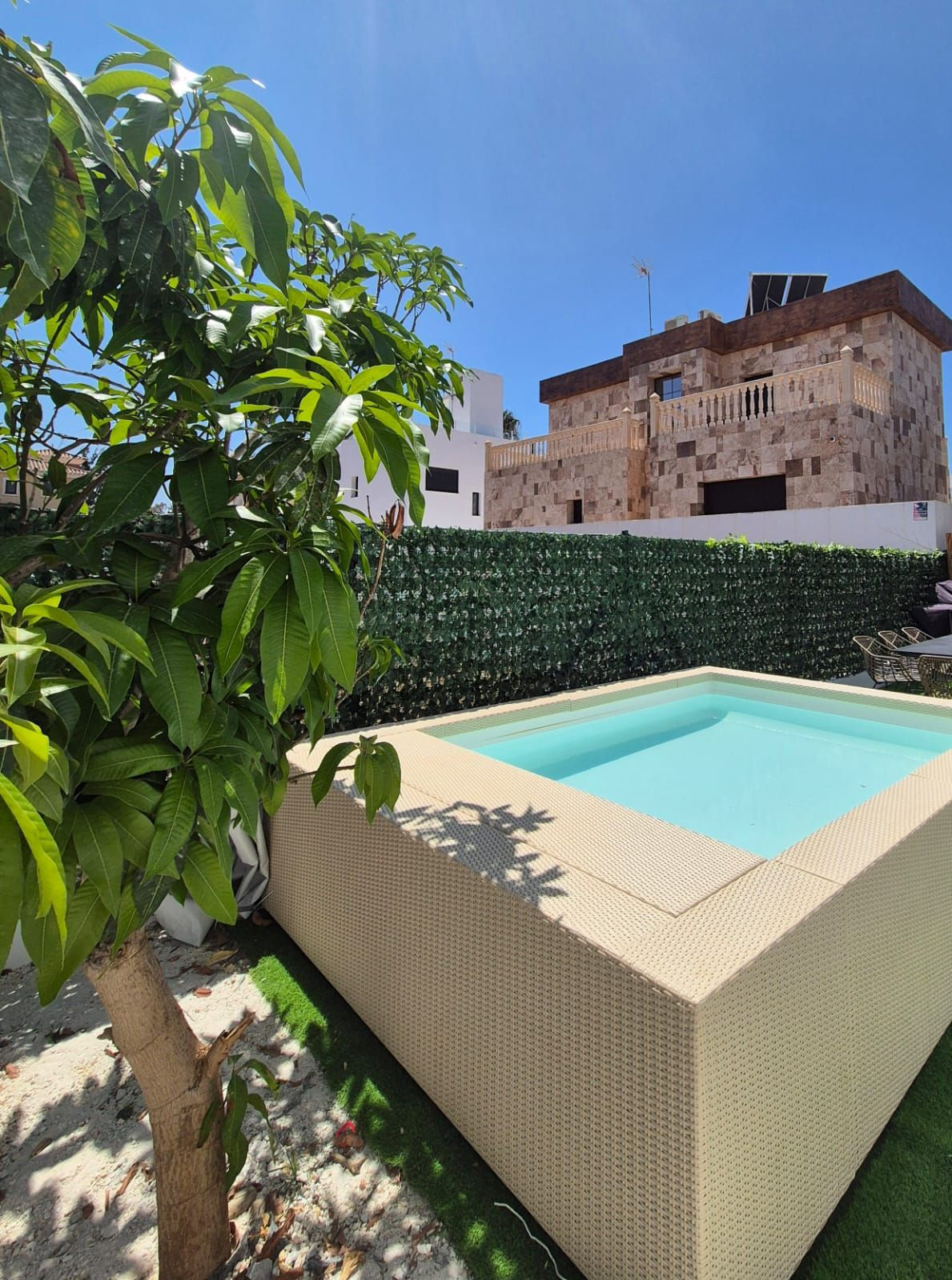 Villas de 5 dormitorios en venta en La Cala de Mijas – R5043916