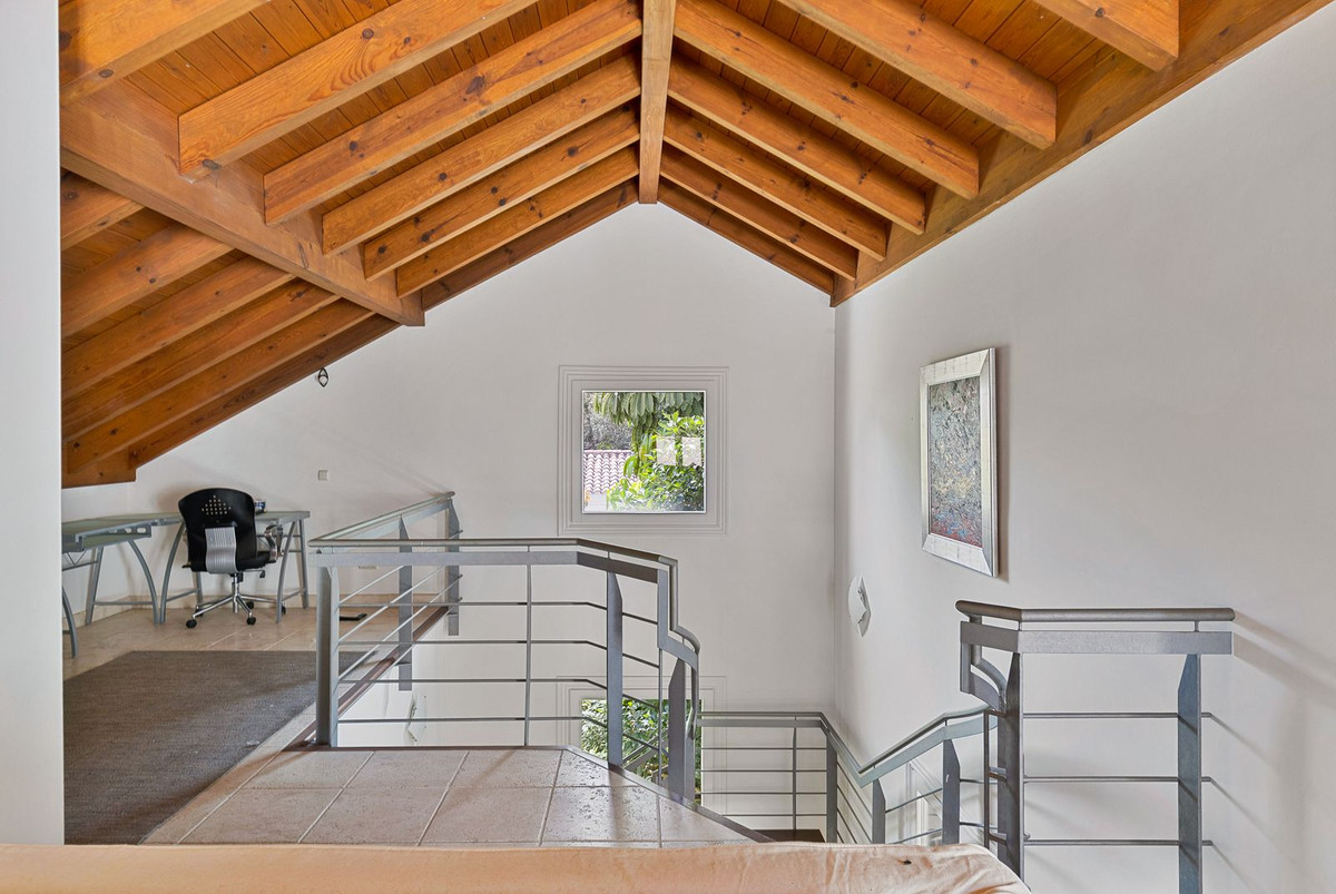 Villas de 5 dormitorios en venta en La Quinta – R5316010