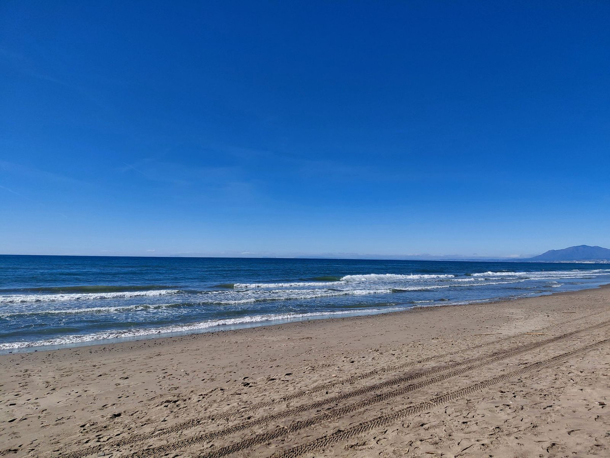 3 bedroom Apartments for sale in Marbesa – R5330569 3 bedroom Apartments for sale in Marbesa – R5330569