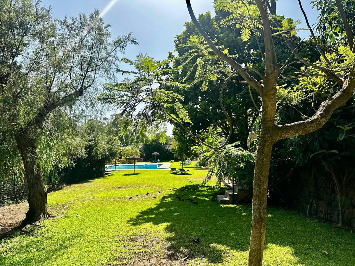 5 bedroom Villas for sale in Calahonda – R5080243 5 bedroom Villas for sale in Calahonda – R5080243