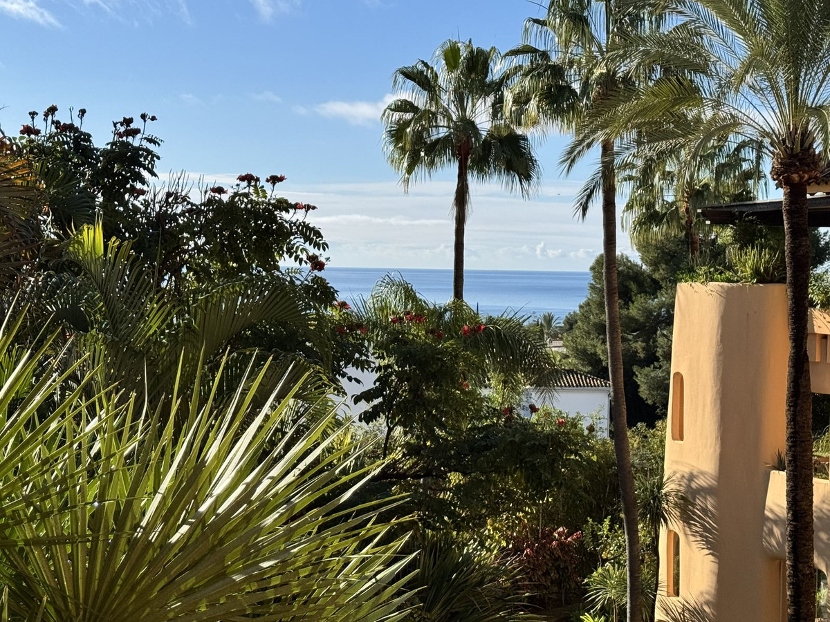 3 bedroom Apartments for sale in Sierra Blanca – R5315140