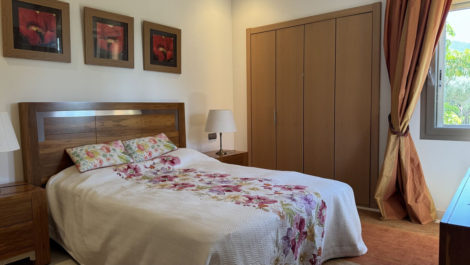 3 bedroom Apartments for sale in Sierra Blanca – R5315140