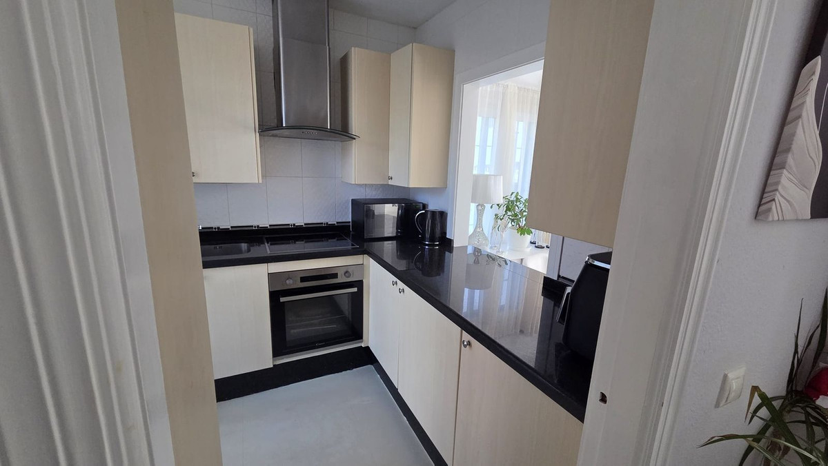 2 bedroom Apartments for sale in Riviera del Sol – R5292889