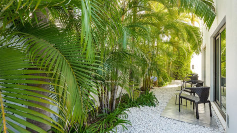 Villas de 4 dormitorios en venta en Milla de Oro – R4841641