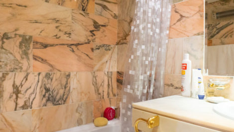 Apartamentos de 2 dormitorios en venta en Elviria – R5318485