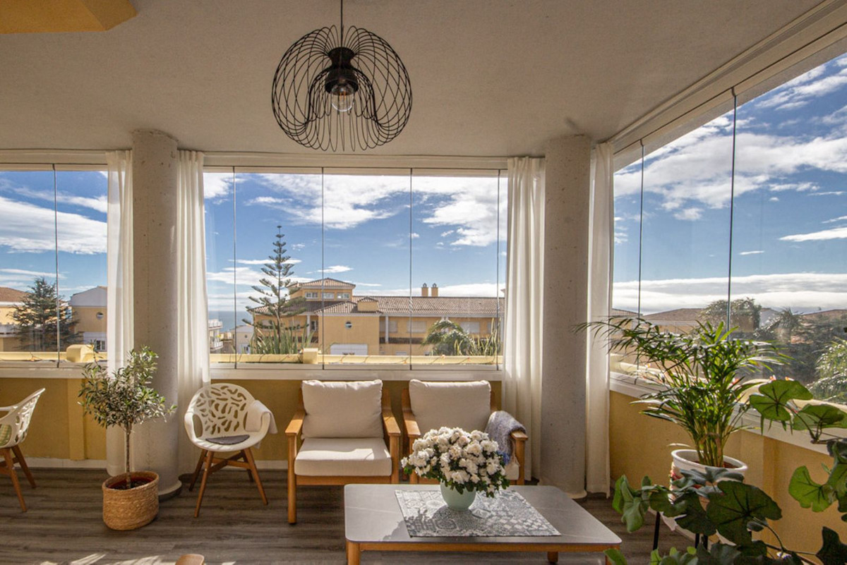 2 bedroom Apartments for sale in Cabopino – R5302867