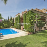 6 bedroom Villas for sale in Elviria – R5329729