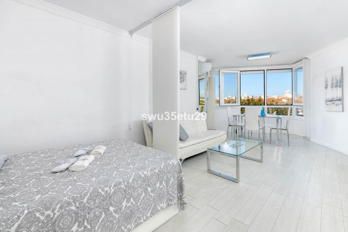 Apartments for sale in Calahonda – R5325340 Apartments for sale in Calahonda – R5325340