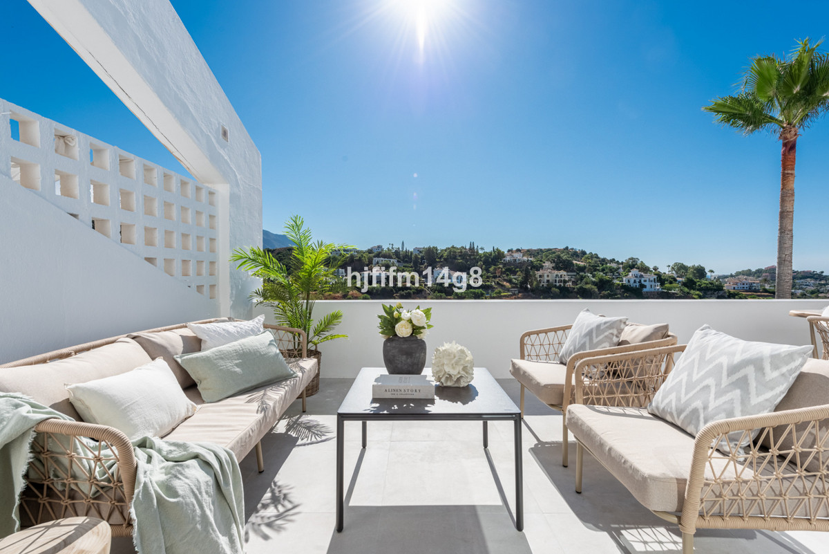 3 bedroom Apartments for sale in La Quinta – R4991398