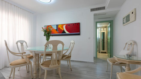 Pareados de 4 dormitorios en venta en Costabella – R4677823