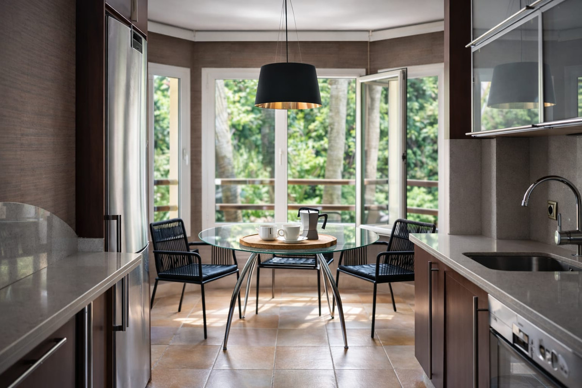 2 bedroom Apartments for sale in Marbella – R5227390